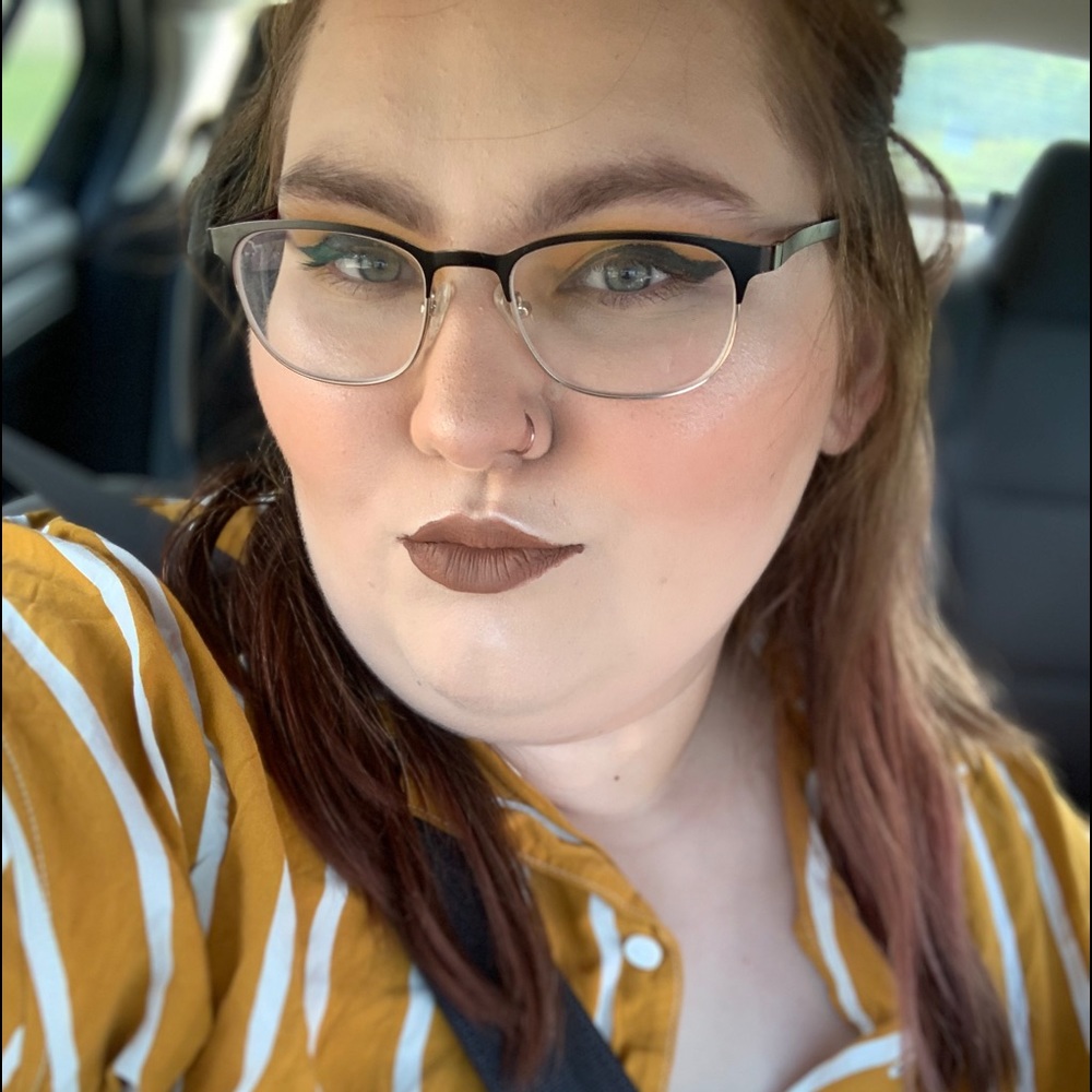 Meet your Posher, Kaitlin